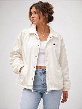 Champion Vintage Coach Jacket | Size Medium | Cream